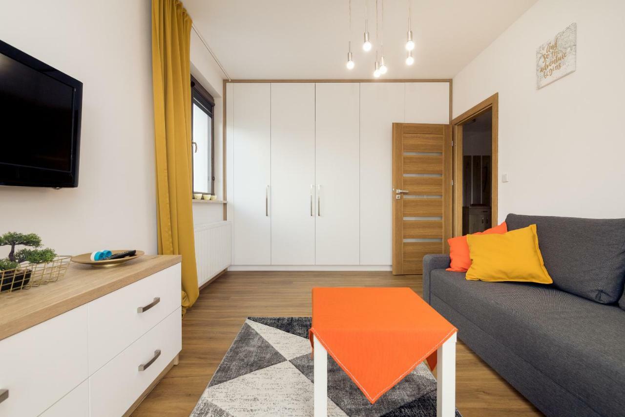 Wola Business Apartments Varsovia Exterior foto
